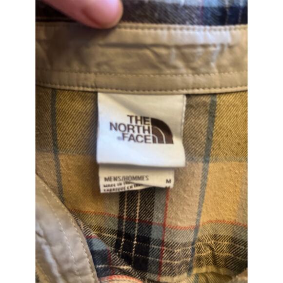 THE NORTH FACE MENS LONG SLEEVE BUTTON DOWN PLAID FLANNEL SIZE M - Picture 3 of 16
